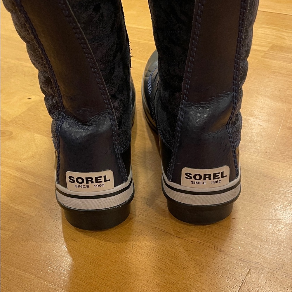 Sorel Navy Blue Black Faux Fur Lace Up Winter Boots Tan Laces Size 8 Waterproof - Picture 4 of 16